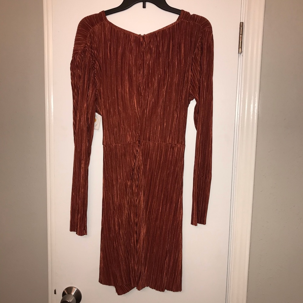 Glamorous Twist Front Zip Back Dress Rust - Picture 7 of 7